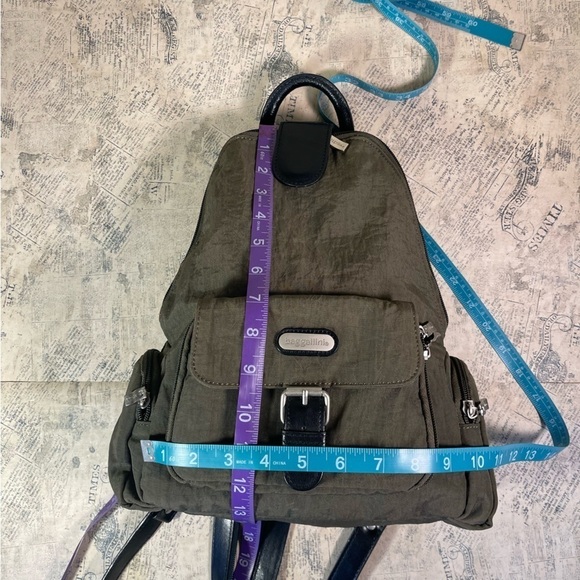 Baggallini Khaki Green Nylon Convertible Backpack - Picture 9 of 9